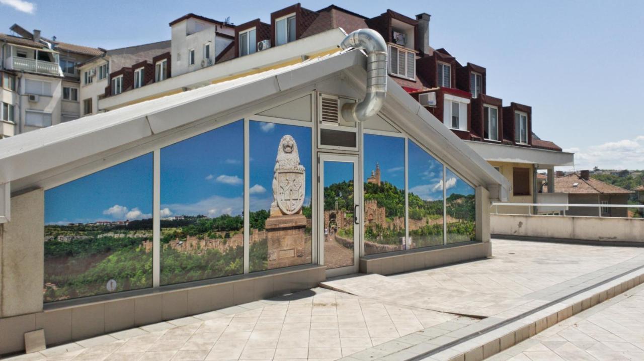 Cozy Studio Near The Park With Huge Verandah. Veliko Tărnovo Esterno foto